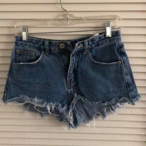 BRANDY MELVILLE CUTOFF SHORTS